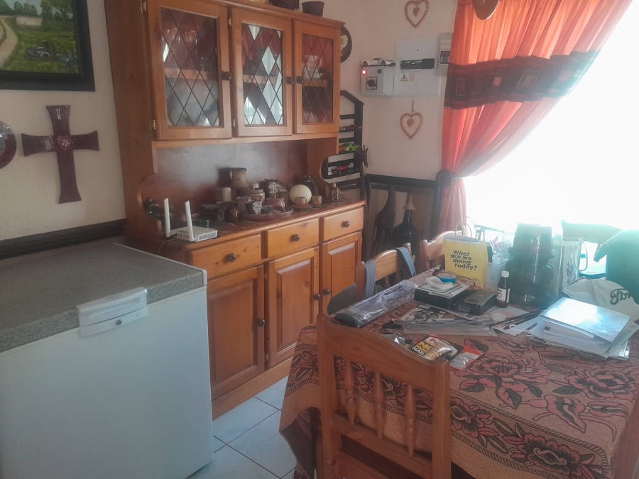 5 Bedroom Property for Sale in Heuwelsig North West